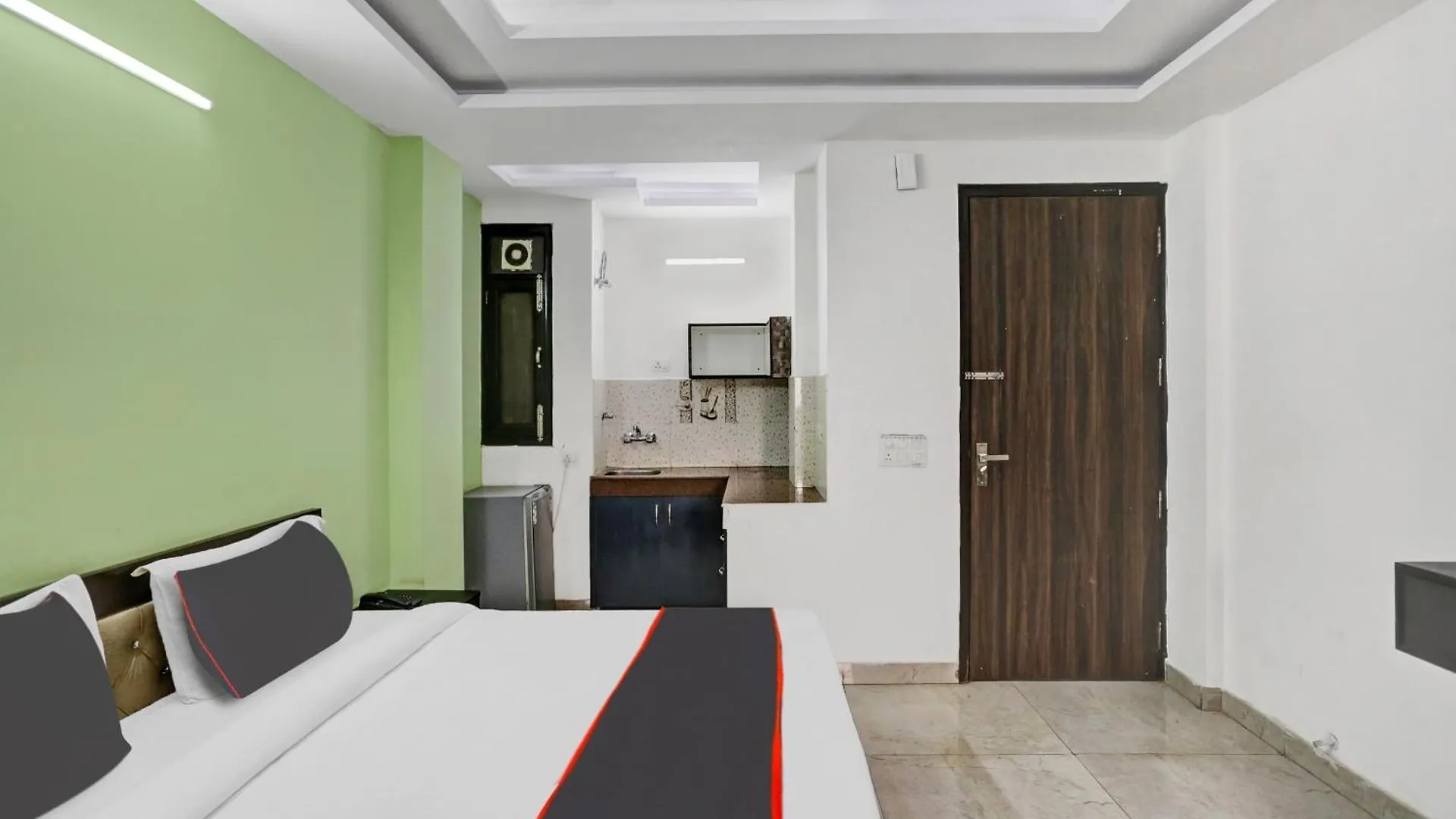 Collection O Birdhouse Residency Near Aravali Biodiversity Park Gurgaon
