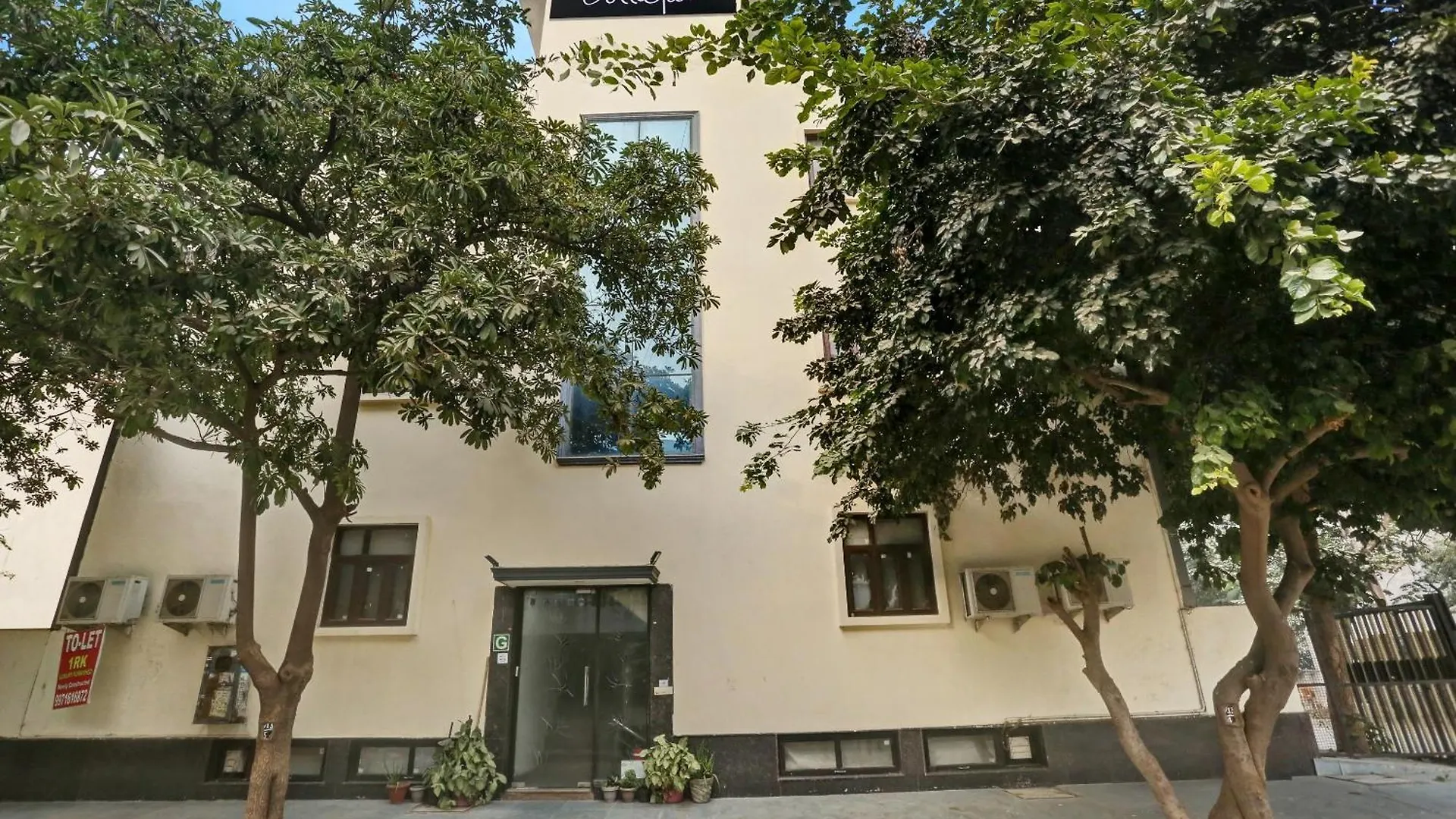 Collection O Birdhouse Residency Near Aravali Biodiversity Park Gurgaon Hotel