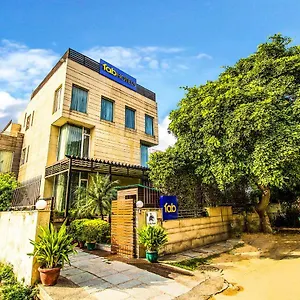 Fabhotel Raj Darbar Hotel